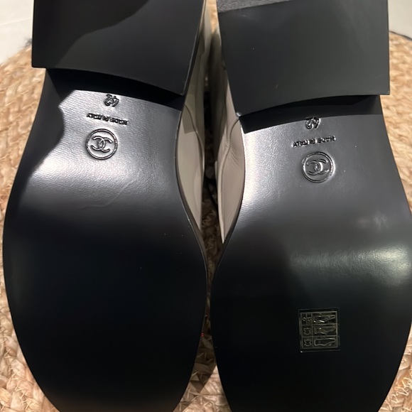 Chanel 22A Grey Lace Up boots - Picture 6 of 7